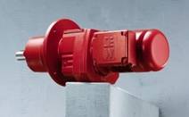 Hidrante de bomberos color rojoDescripción generada automáticamente con confianza media